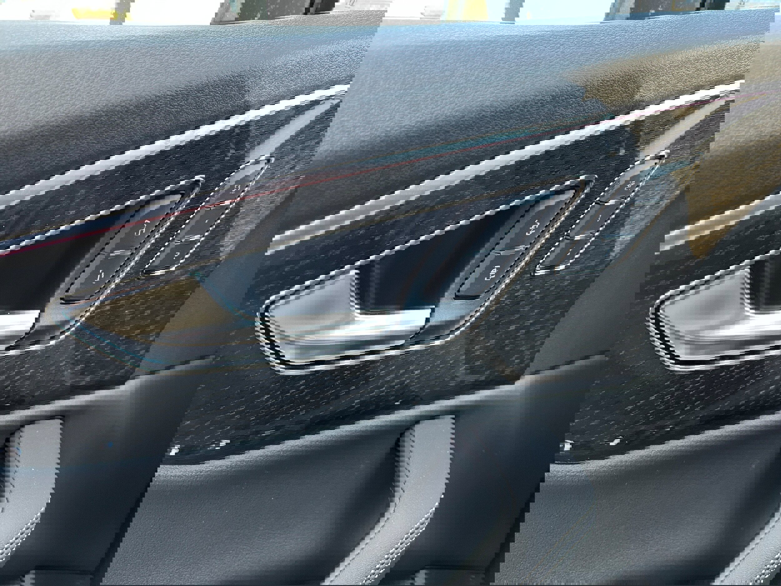 Used 2025 Audi Q7 3.0T Premium Plus image 25