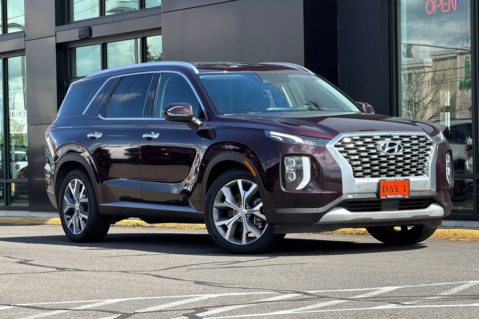 Used 2020 Hyundai Palisade SEL w/ Premium Package AWD/4WD image 2