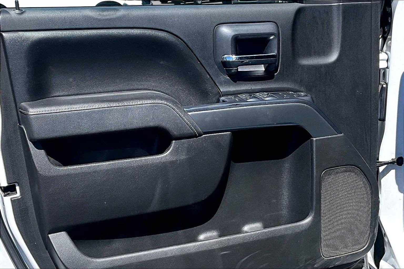 Used 2017 Chevrolet Silverado 1500 LT w/ All Star Edition RWD image 15