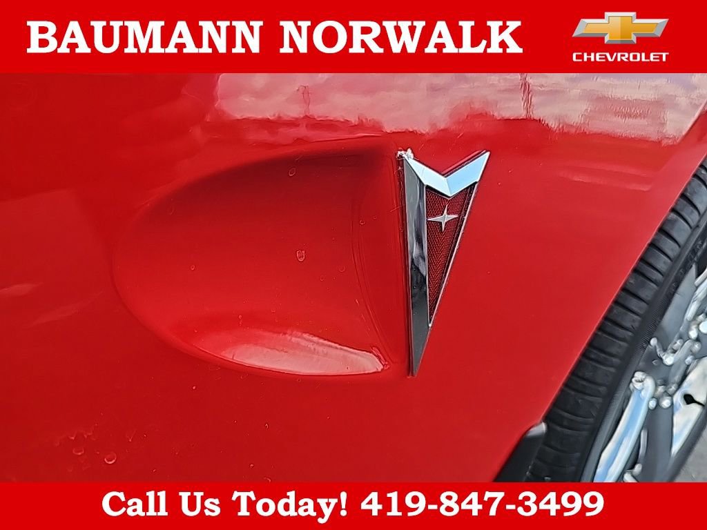 Used 2007 Pontiac Solstice Convertible w/ Premium Package RWD image 14