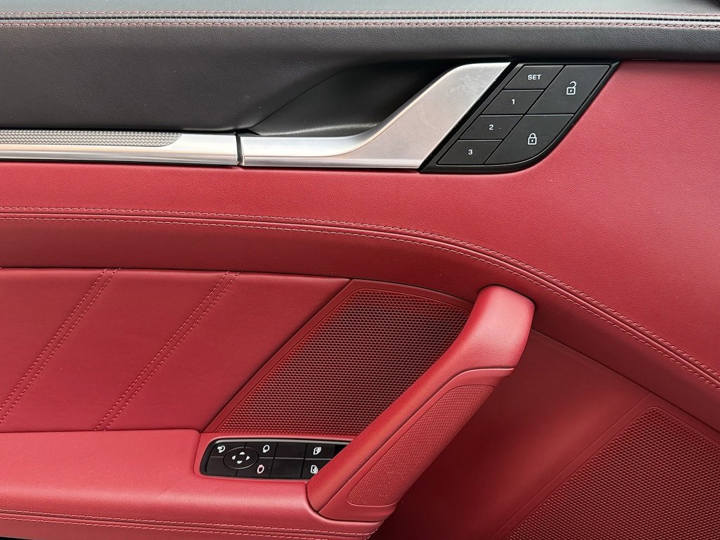 Used 2022 Porsche 911 Turbo S image 17