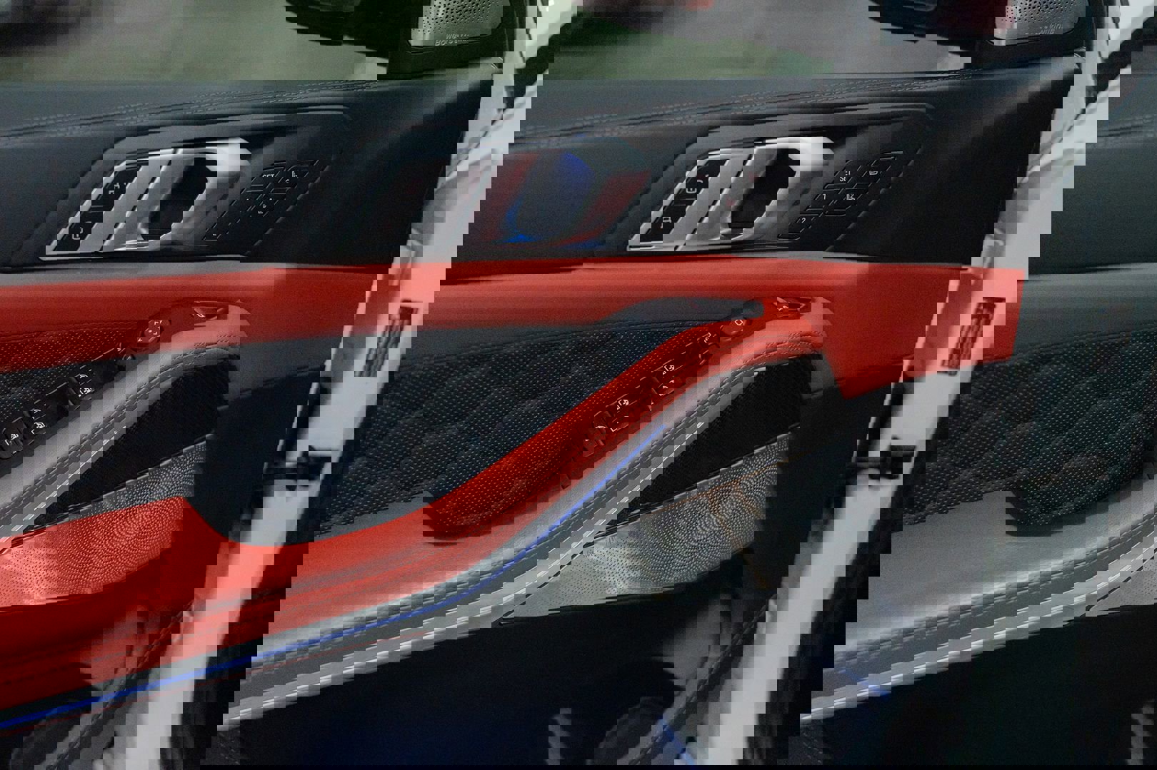 Used 2021 BMW X5 M w/ Competition Package image 18