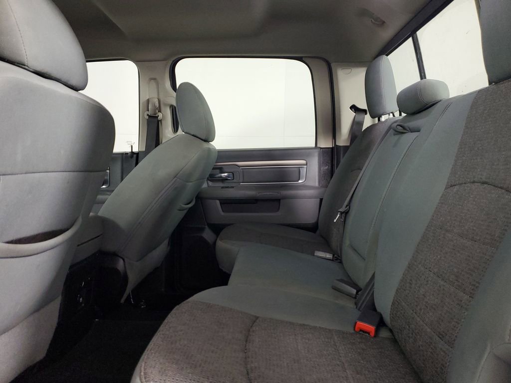 Used 2018 RAM 1500 SLT image 26