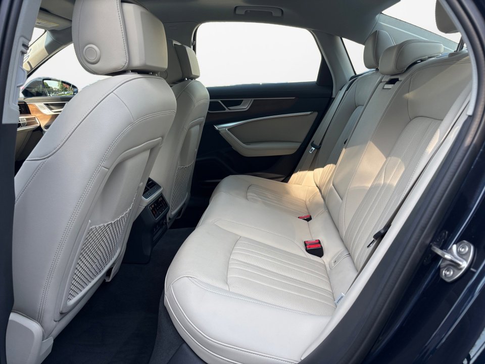 Certified 2025 Audi A6 Premium Plus image 13