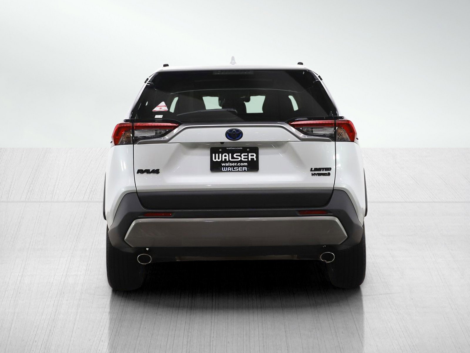 Used 2024 Toyota RAV4 Limited w/ Advanced Technology Package image 4