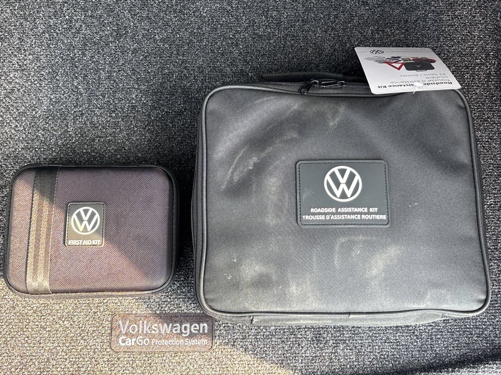 Used 2026 Volkswagen Taos SEL AWD/4WD image 30