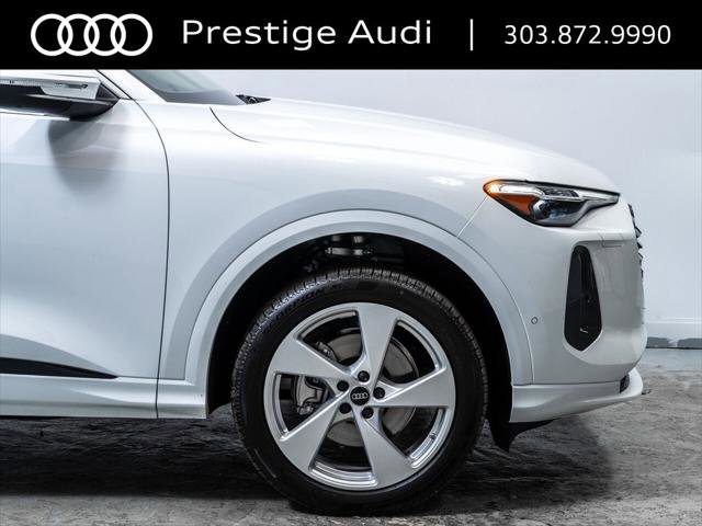 Used 2025 Audi Q5 Premium Plus w/ Premium Plus AWD/4WD image 13
