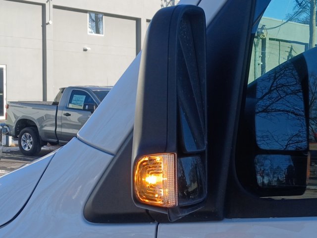 Used 2024 Mercedes-Benz Sprinter 2500 image 27