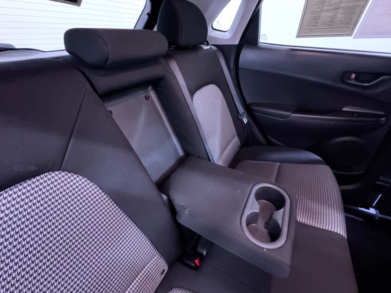 Used 2023 Hyundai Kona SE AWD/4WD image 39