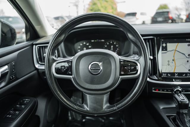 Used 2020 Volvo S60 T6 Momentum image 29