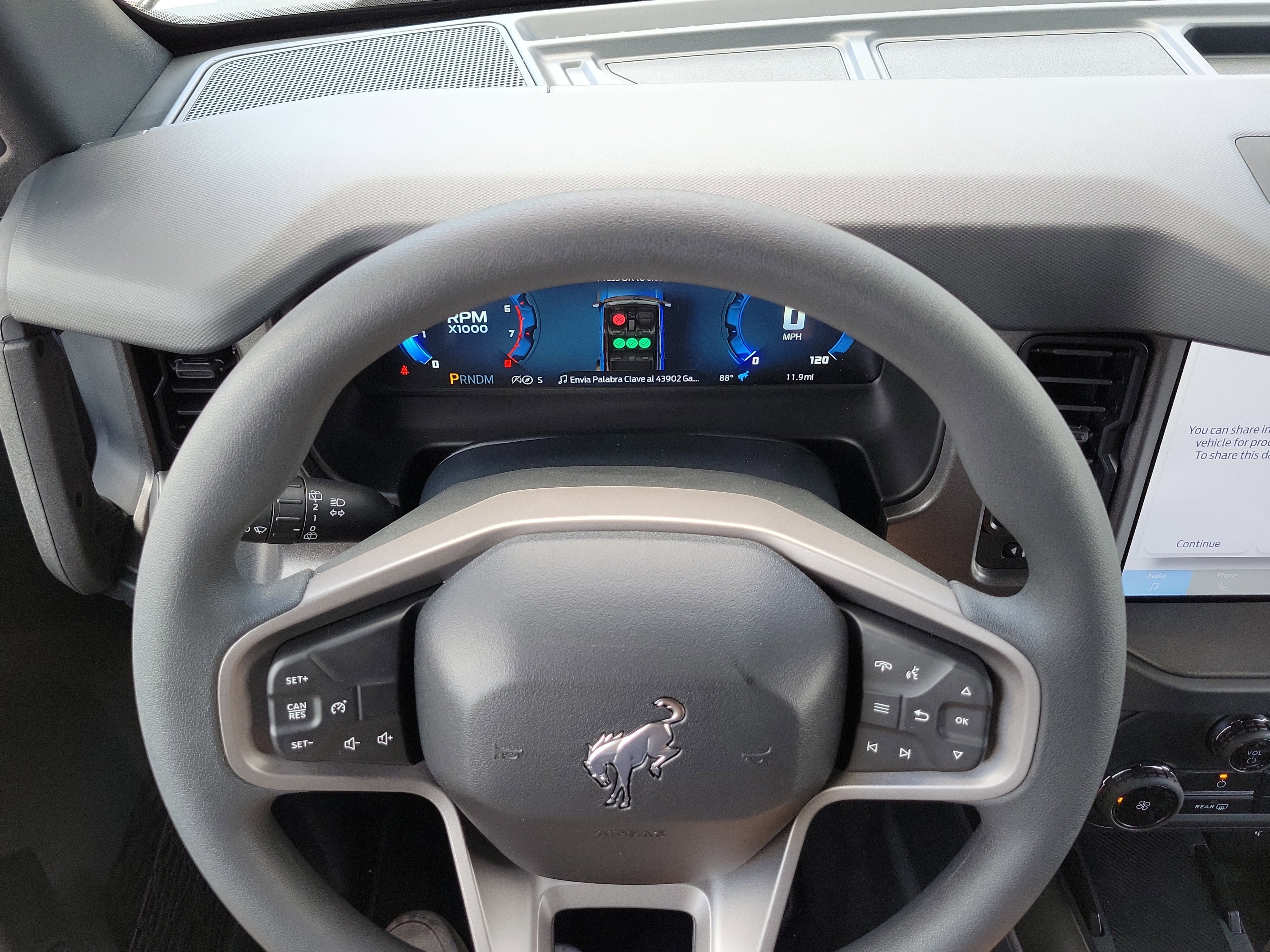New 2026 Ford Bronco 4-Door AWD/4WD image 18