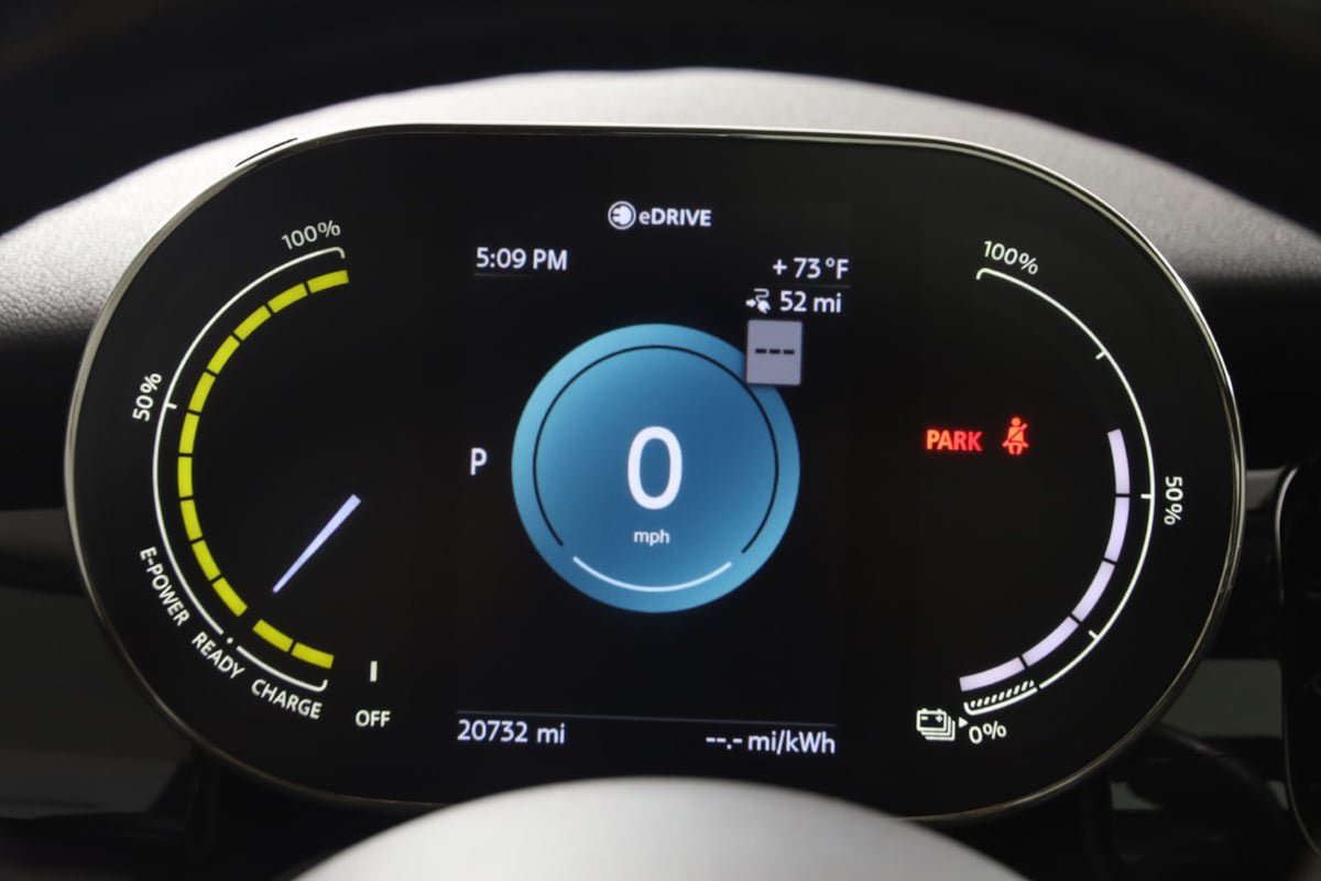 Used 2024 MINI Cooper SE FWD image 21