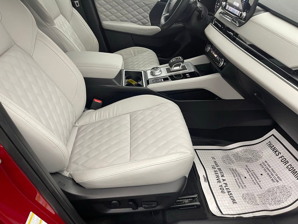 Used 2023 Mitsubishi Outlander SEL image 27