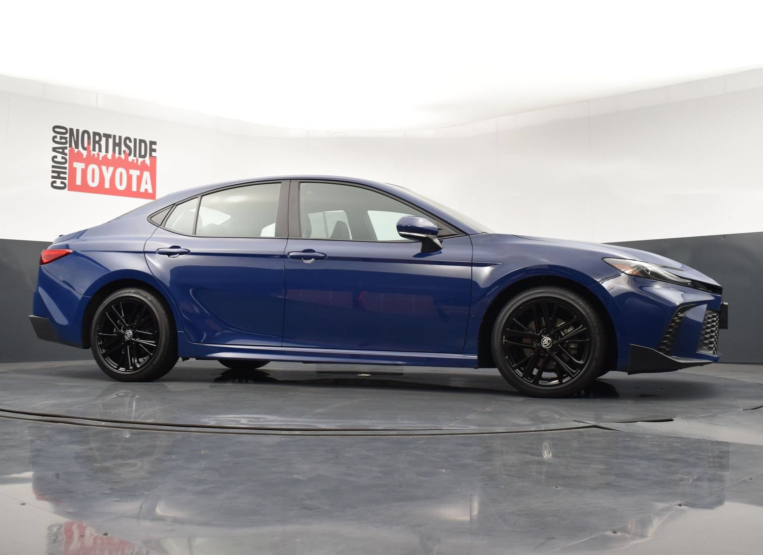 Used 2025 Toyota Camry SE FWD image 28
