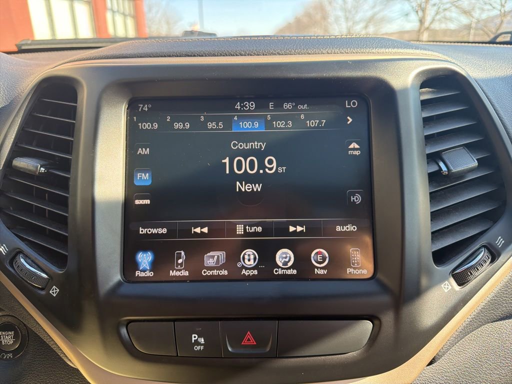 Used 2018 Jeep Cherokee Limited w/ High Altitude Package image 19