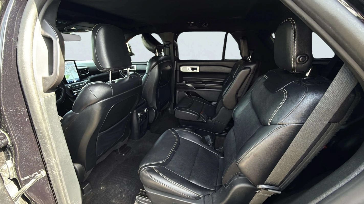 Used 2020 Ford Explorer ST w/ Premium Technology Package AWD/4WD image 17