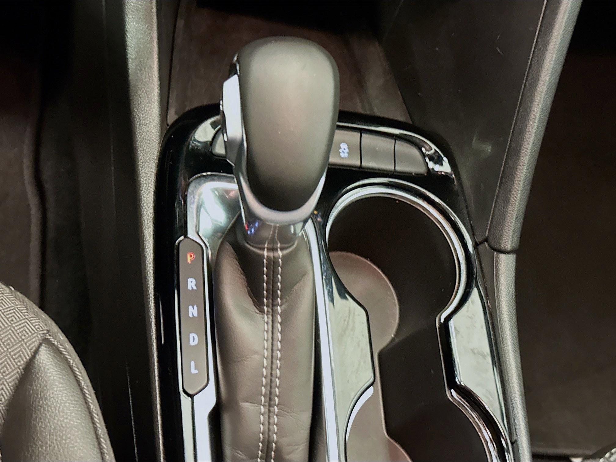 Used 2025 Buick Encore GX Preferred image 24