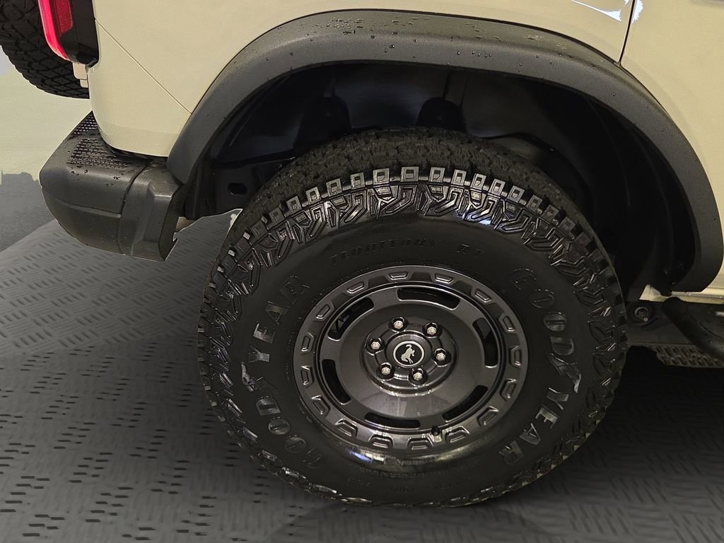 Used 2022 Ford Bronco Everglades AWD/4WD image 19