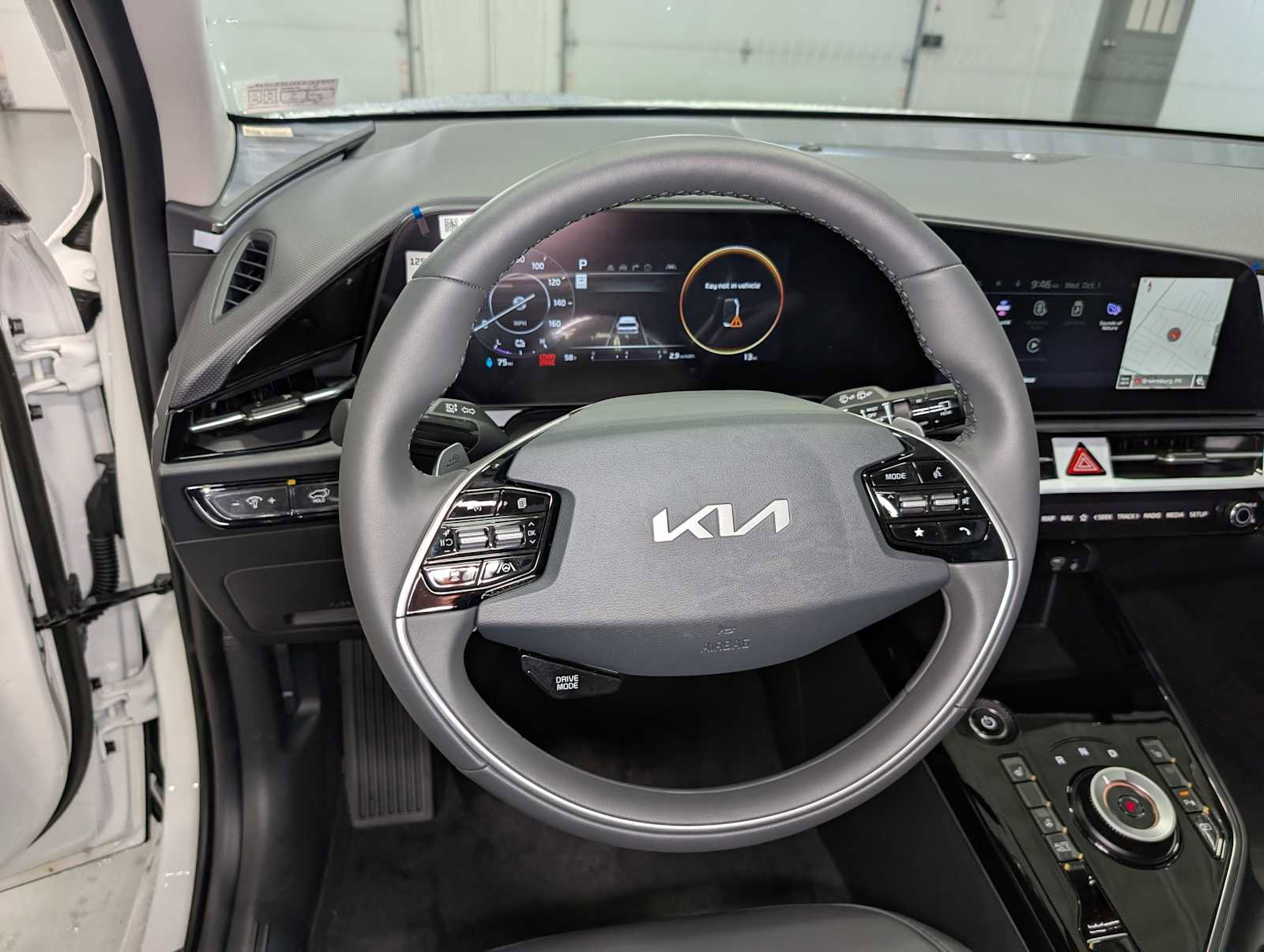 New 2025 Kia Niro Wind image 29