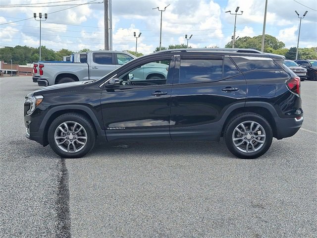 Certified 2022 GMC Terrain SLT w/ Infotainment Package II image 7