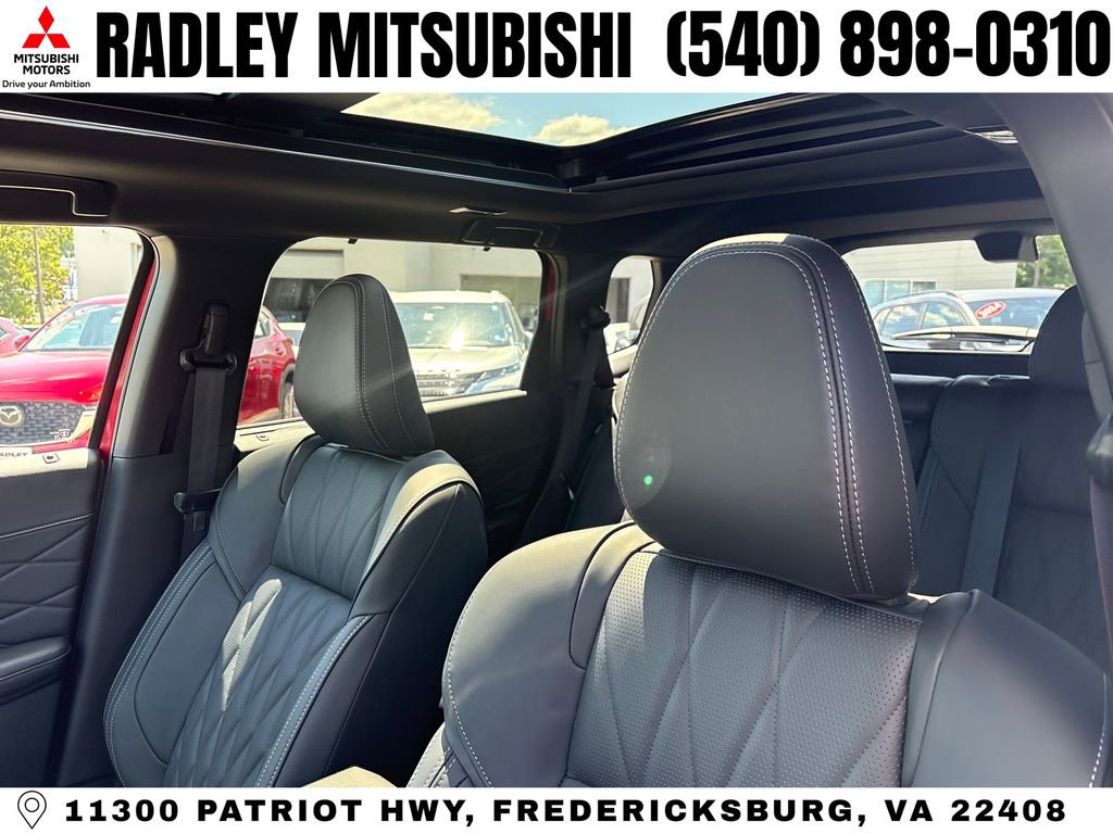 New 2026 Mitsubishi Outlander SEL Black Edition AWD/4WD image 2