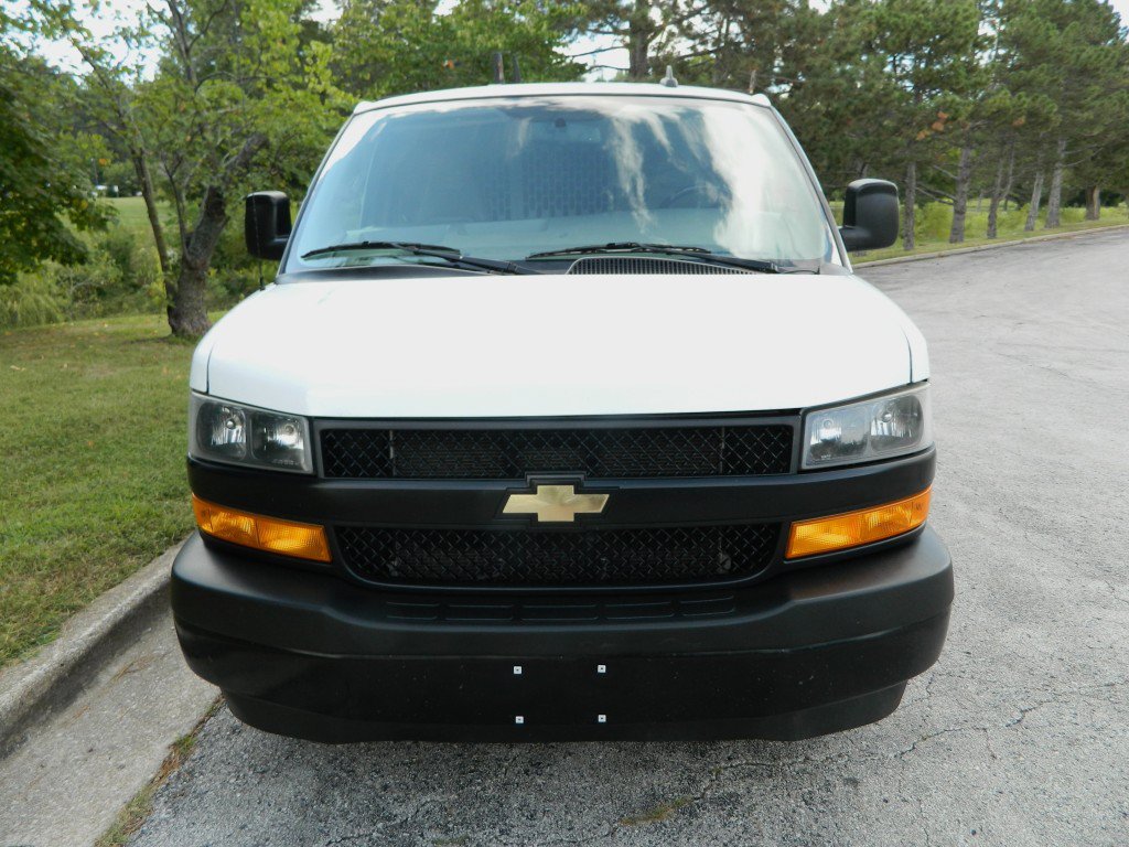 Used 2019 Chevrolet Express 2500 w/ Communications Package RWD image 2