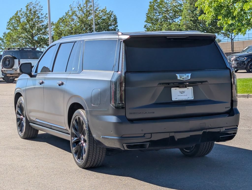 Certified 2026 Cadillac Escalade ESV Platinum Sport w/ LPO, ONYX Package AWD/4WD image 3