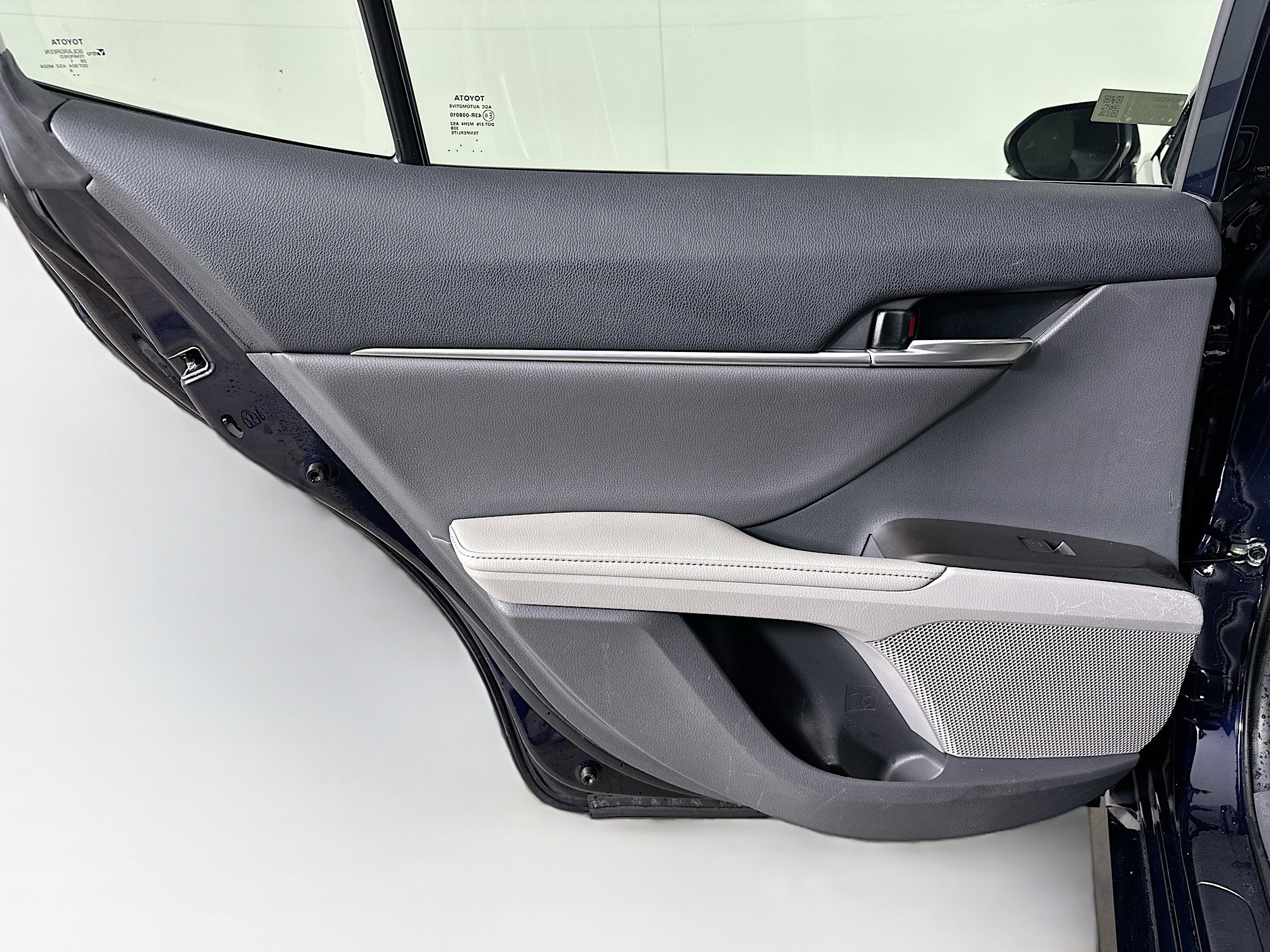 Used 2021 Toyota Camry XLE image 27