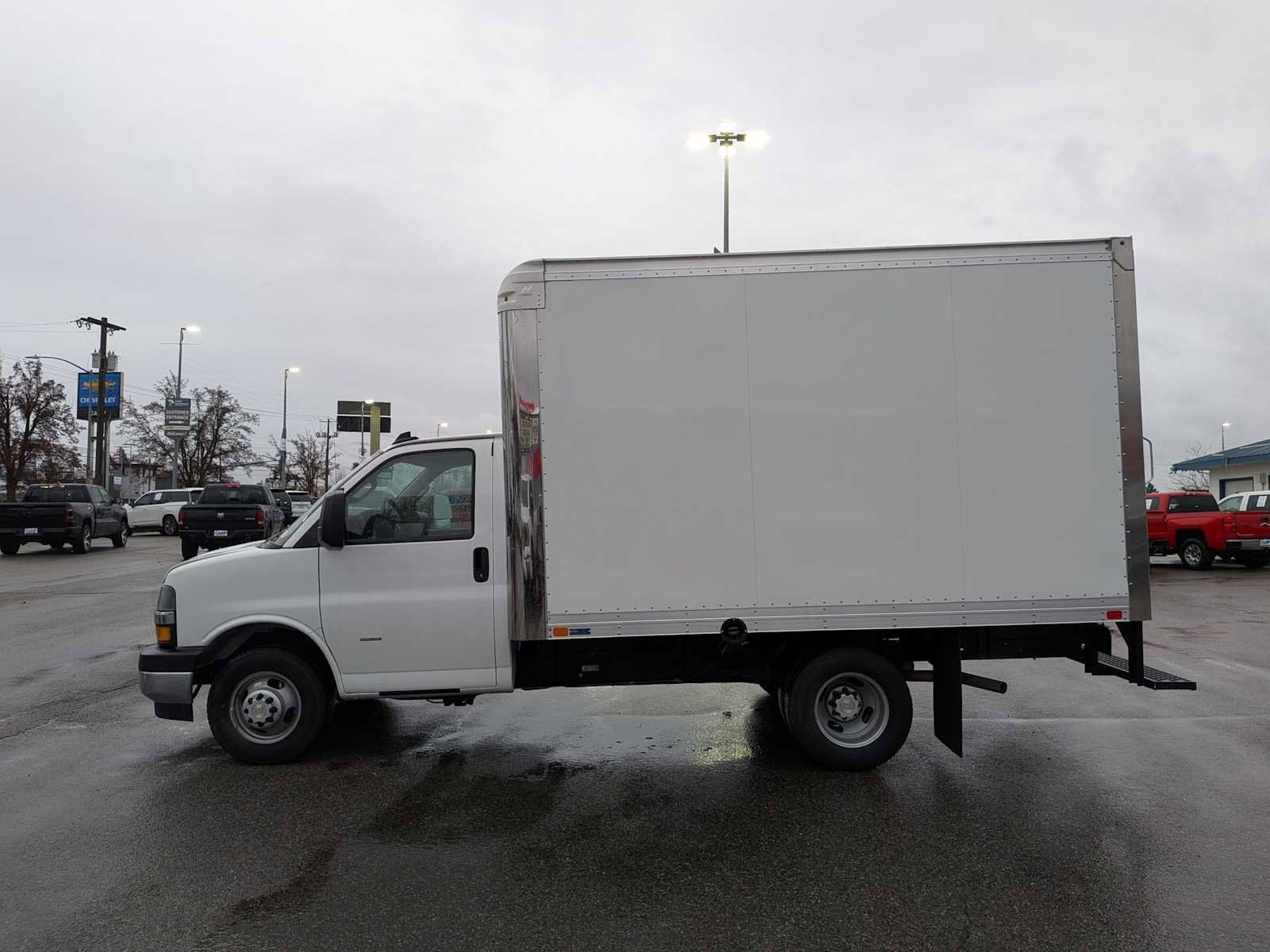 New 2024 Chevrolet Express 3500 w/ Power Convenience Package image 3