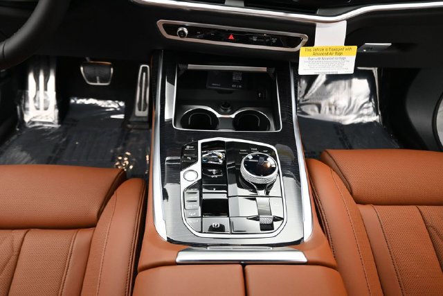 New 2027 BMW X7 M60i AWD/4WD image 16