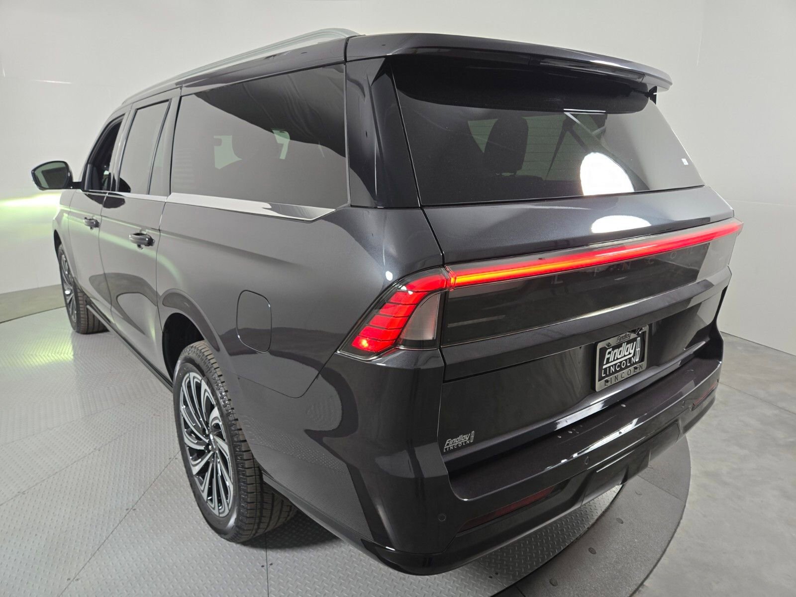 New 2026 Lincoln Navigator L Black Label image 5