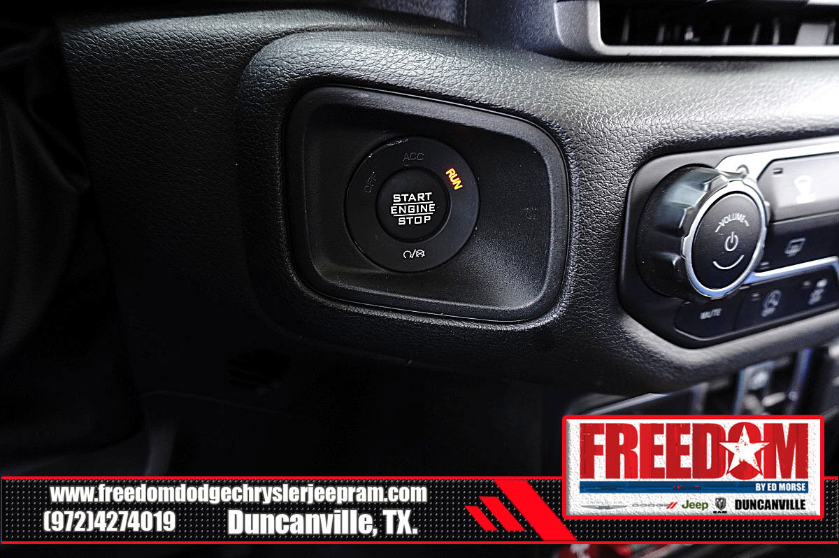 Used 2024 Jeep Gladiator Sport AWD/4WD image 30