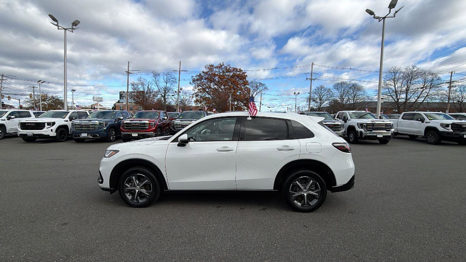 Used 2024 Honda HR-V EX-L image 4