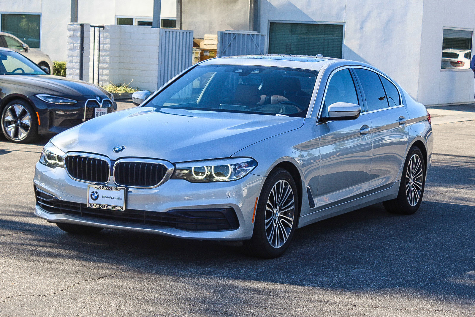 Used 2019 BMW 540i image 3