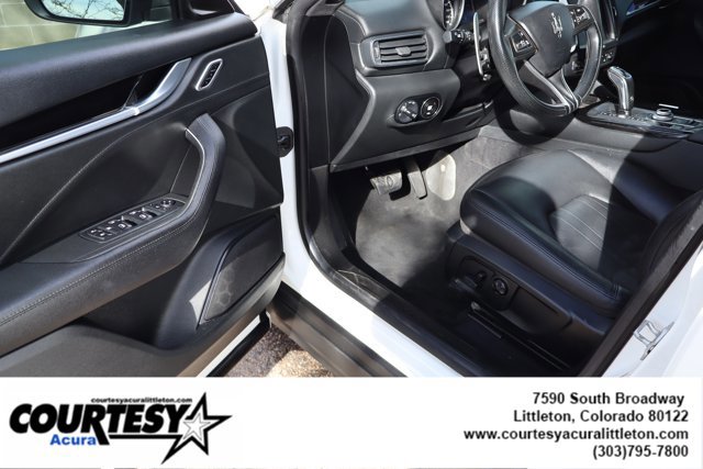 Used 2020 Maserati Levante S image 21