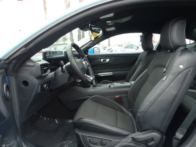 Used 2024 Ford Mustang Coupe image 25