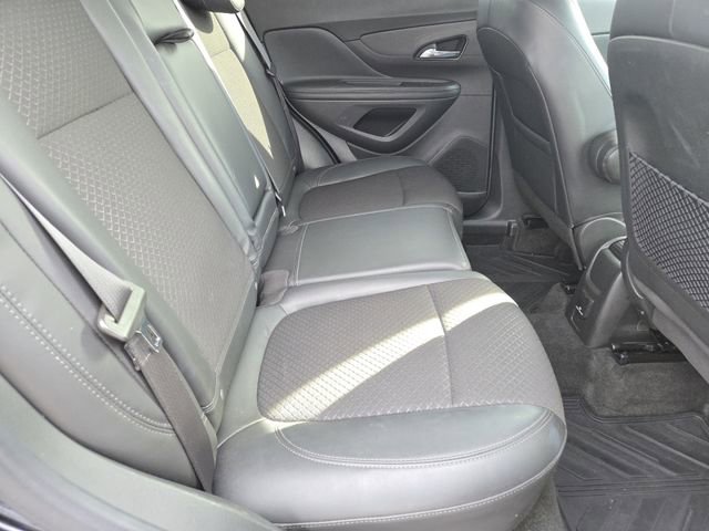 Used 2021 Buick Encore Preferred w/ Safety Package II image 21