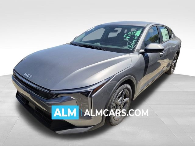 Used 2025 Kia K4 LXS image 1