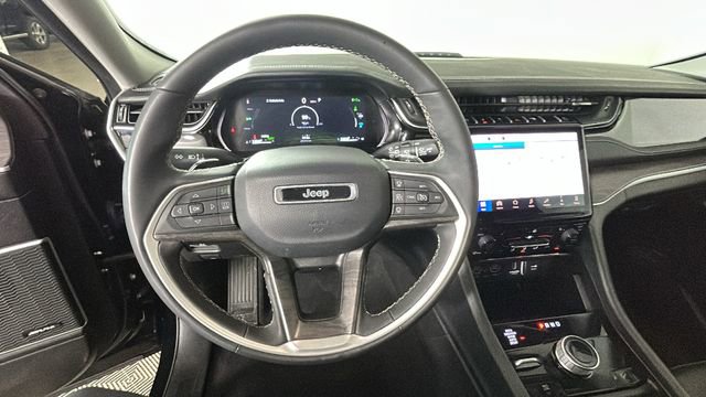 Used 2024 Jeep Grand Cherokee Limited 4xe AWD/4WD image 15