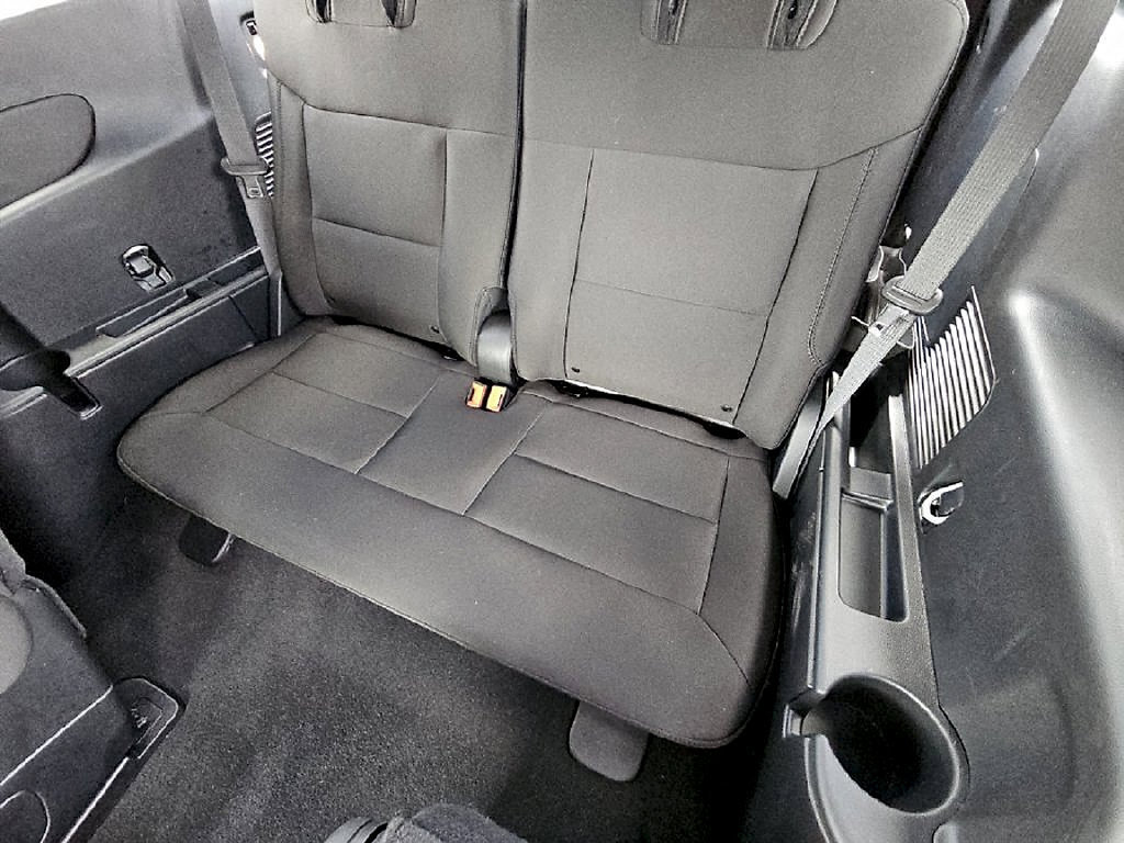 Used 2024 Ford Explorer XLT AWD/4WD image 31