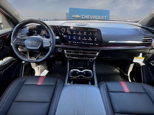 New 2027 Chevrolet Traverse RS w/ LPO, Floor Liner Package FWD image 5