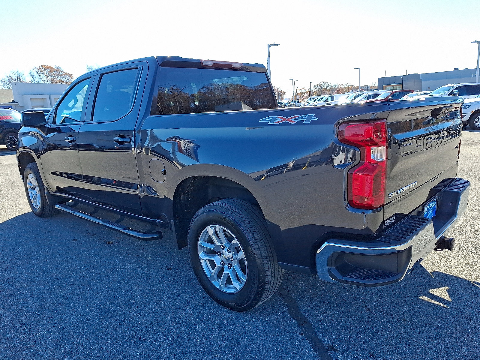 Used 2023 Chevrolet Silverado 1500 LT image 4