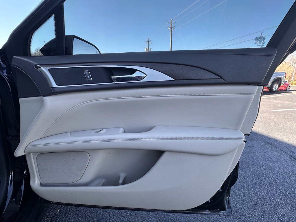 Used 2018 Lincoln MKZ Select w/ Select Plus Package image 24