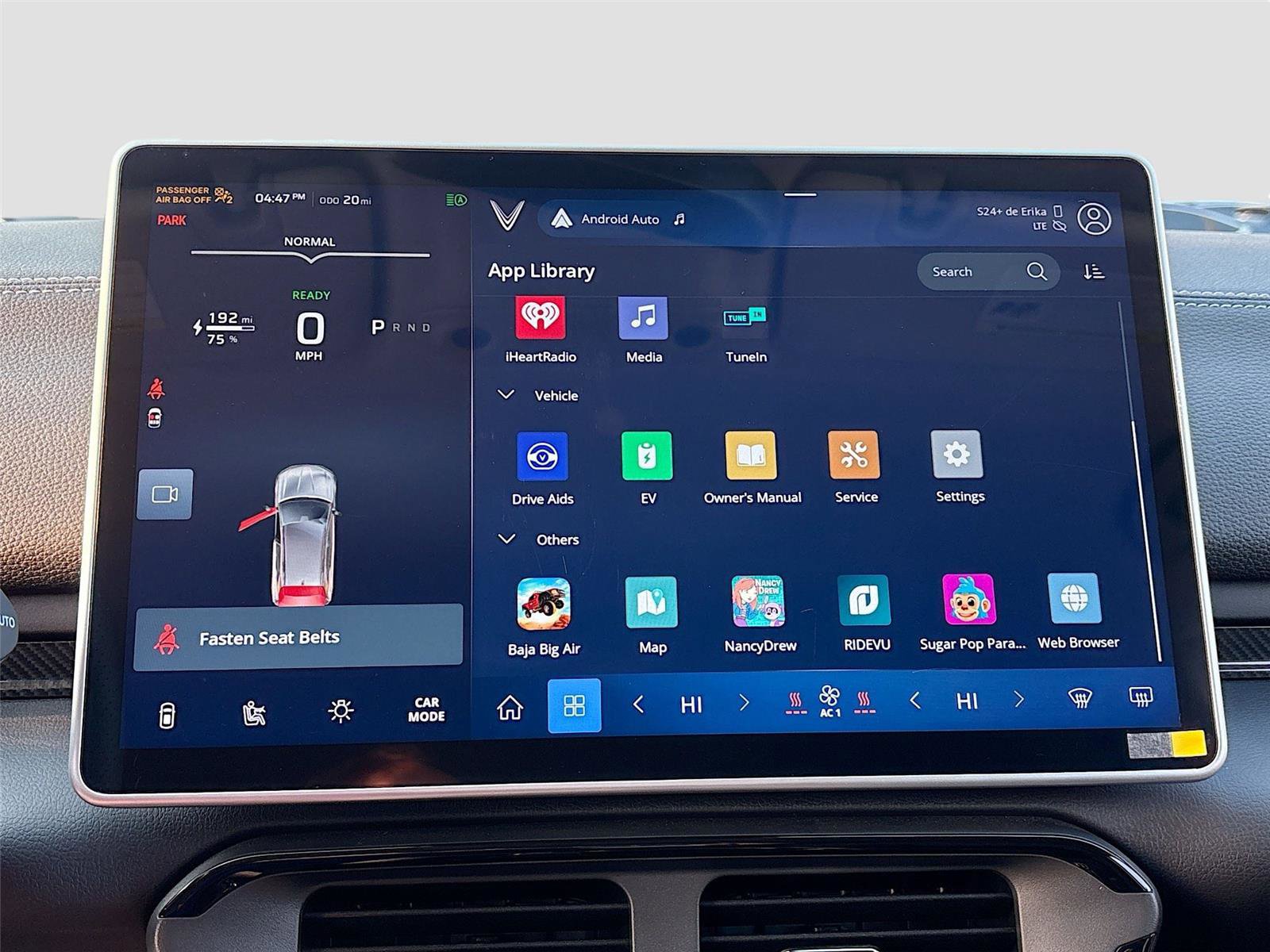 New 2025 VinFast VF 8 Eco image 15