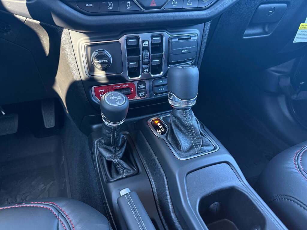 New 2026 Jeep Wrangler Unlimited Rubicon image 24