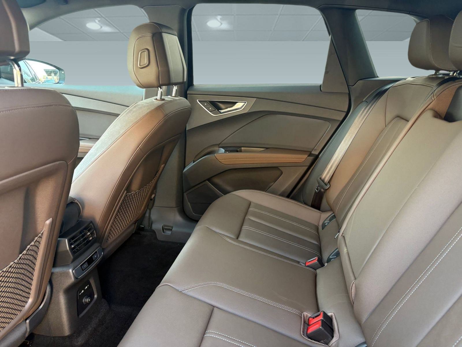 New 2026 Audi Q4 e-tron Premium image 21