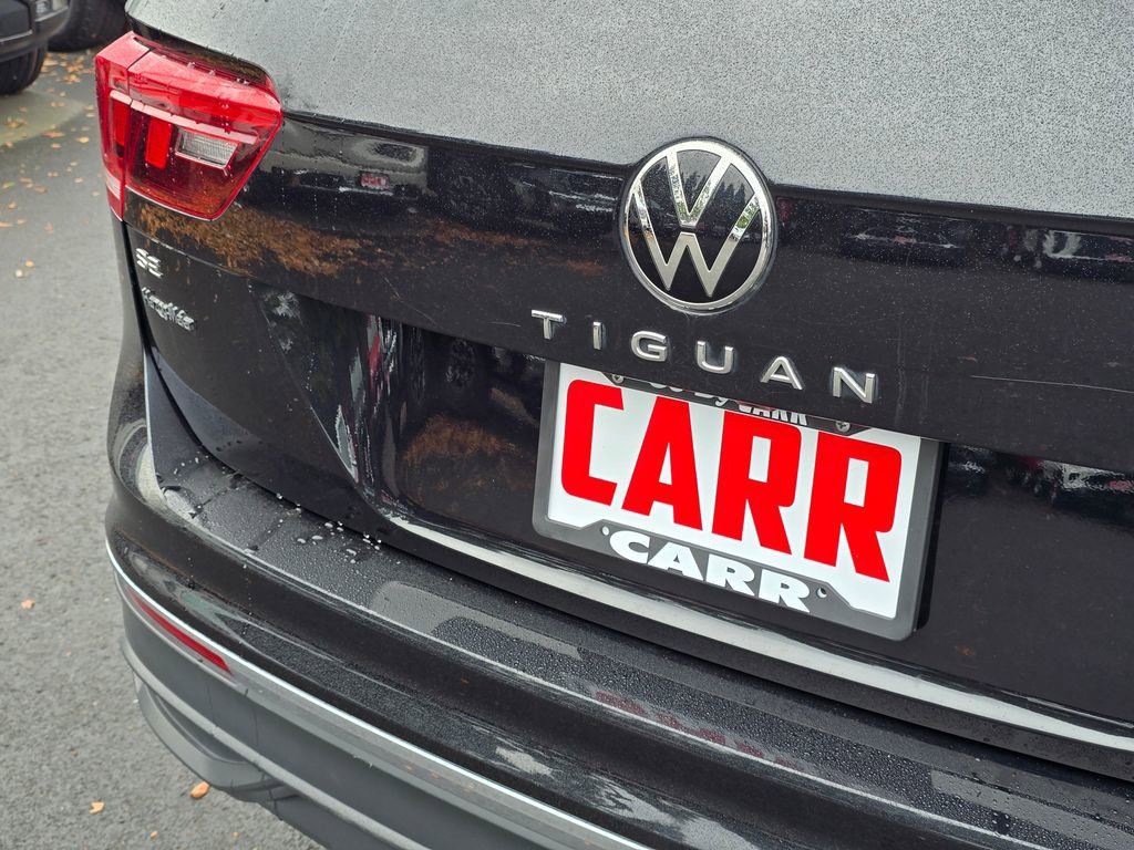 Used 2022 Volkswagen Tiguan SE image 16