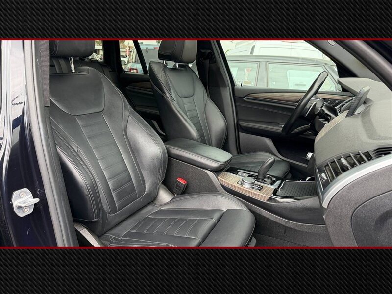 Used 2019 BMW X3 sDrive30i w/ M Sport Package RWD image 9