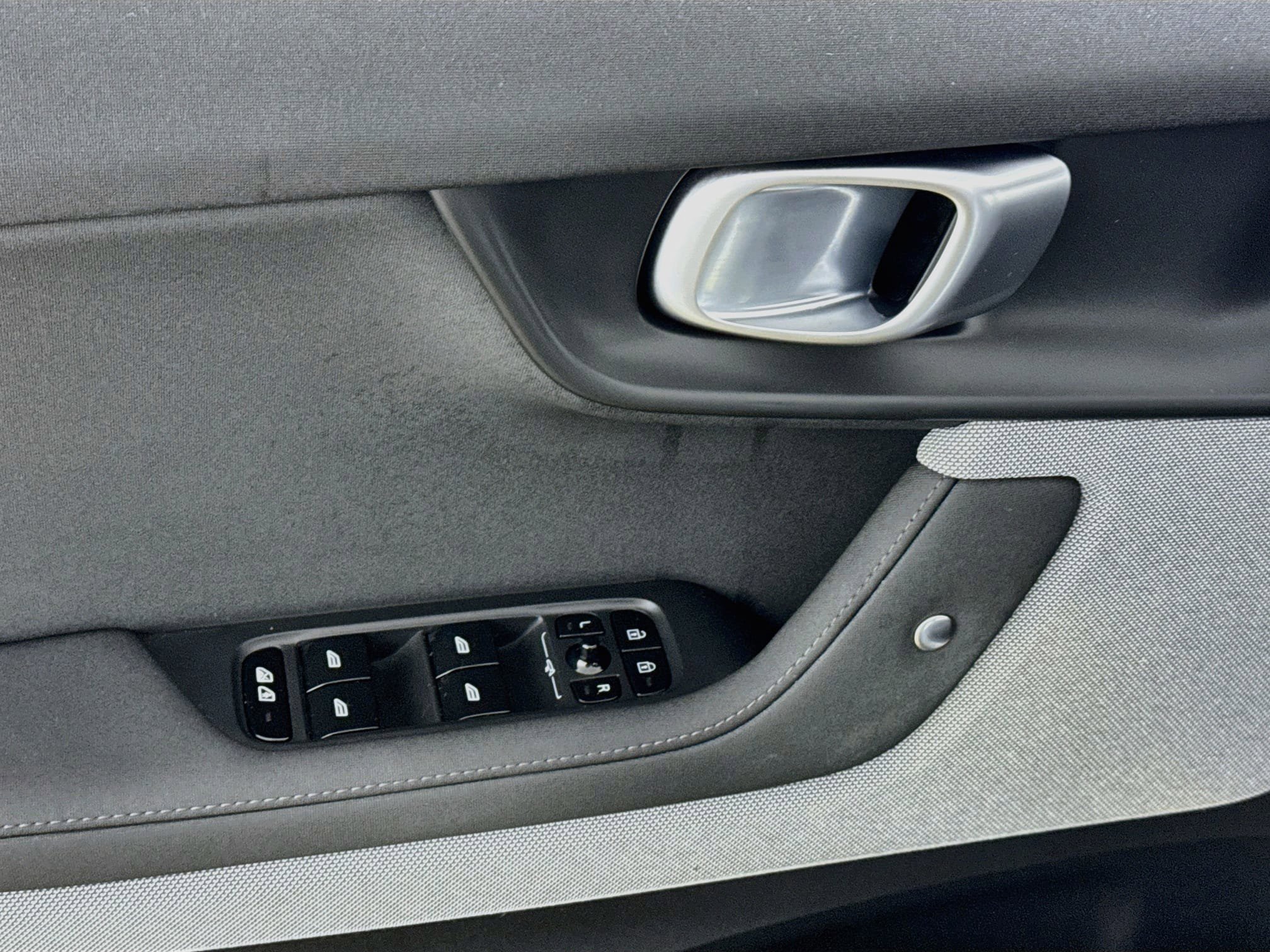 Used 2023 Polestar Polestar 2 w/ Pilot Pack AWD/4WD image 19