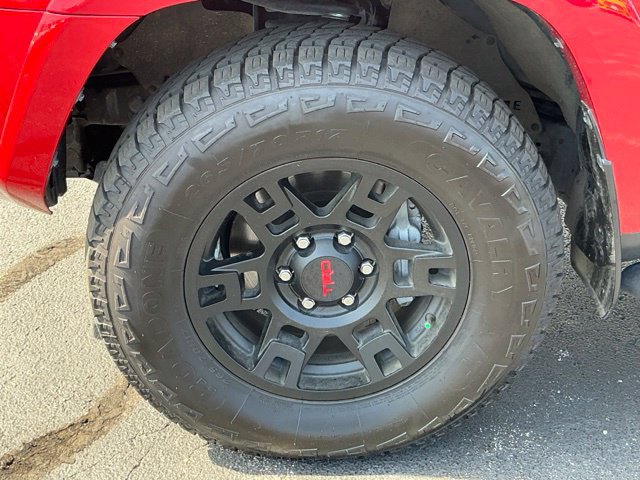 Used 2023 Toyota 4Runner SR5 Premium w/ Moonroof Package AWD/4WD image 12